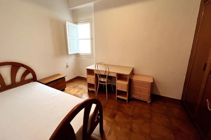 Comfortable Room - Habitacion Acogedora 瓦伦西亚 外观 照片